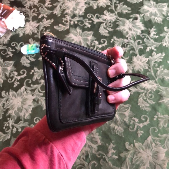 Coach wristlet - Picture 5 of 5
